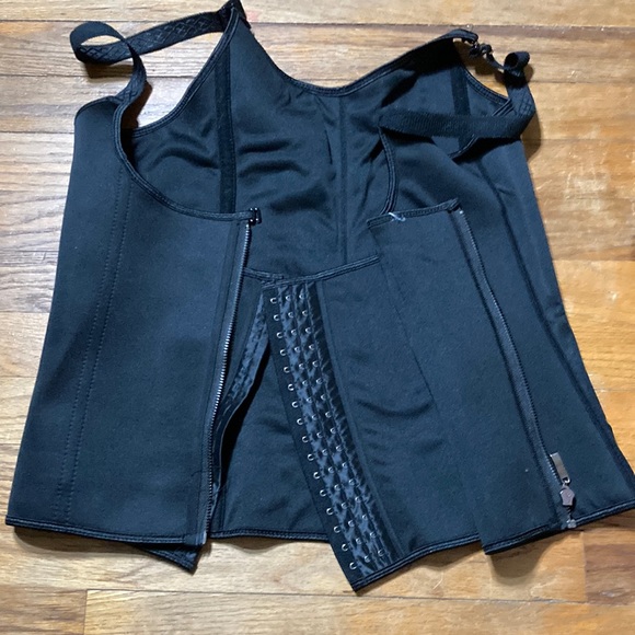 Intimates & Sleepwear | Extra Firm Control Wear Your Own Bra Waist ...